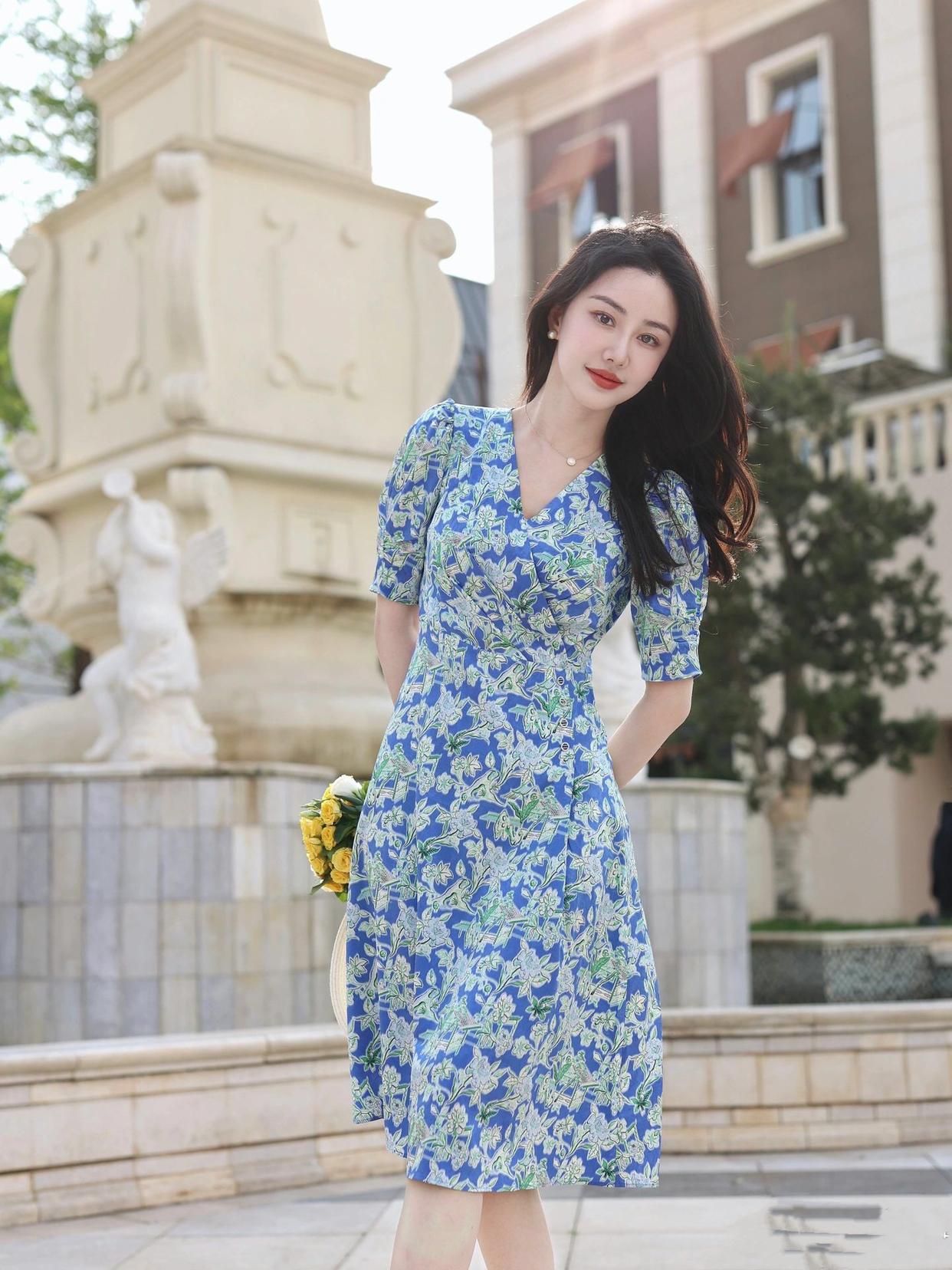 气质姐姐拍照姿势，百变自然很好看，拍照优雅又知性