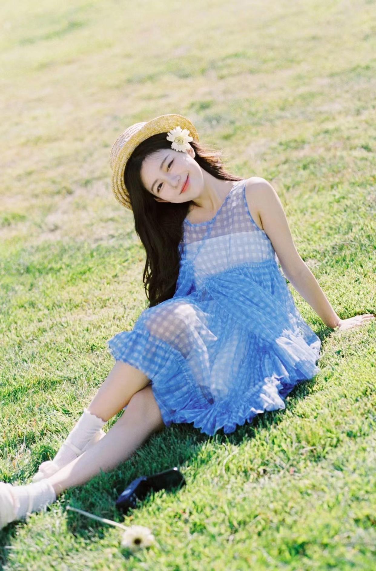 手机拍人像，这些生活化的拍照姿势，随手一拍就很好看