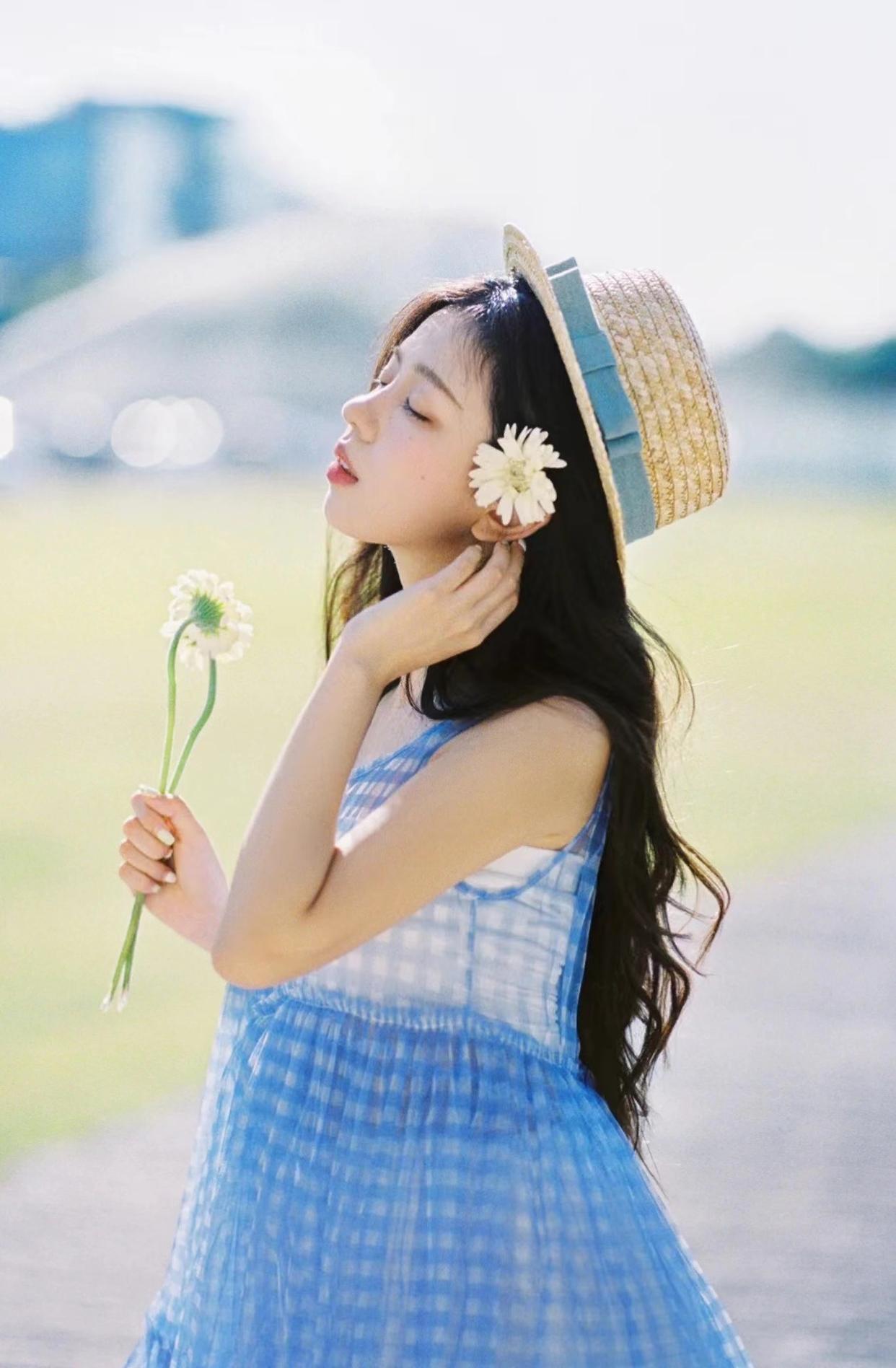 手机拍人像，这些生活化的拍照姿势，随手一拍就很好看