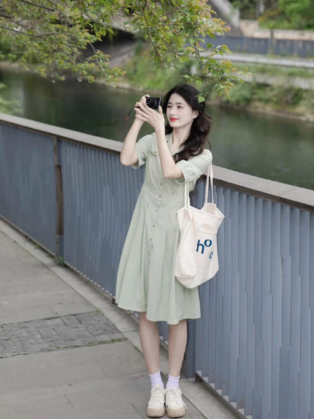 一个人怎么拍才好看?摄影新手直接学,拍照美丽不尴尬