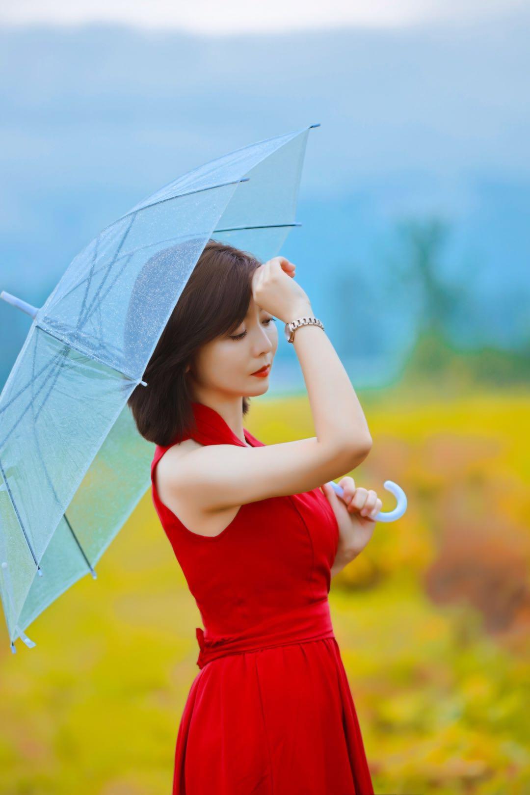 中年女士拍照,怎么拍自然有气质,10点拍照建议送给你