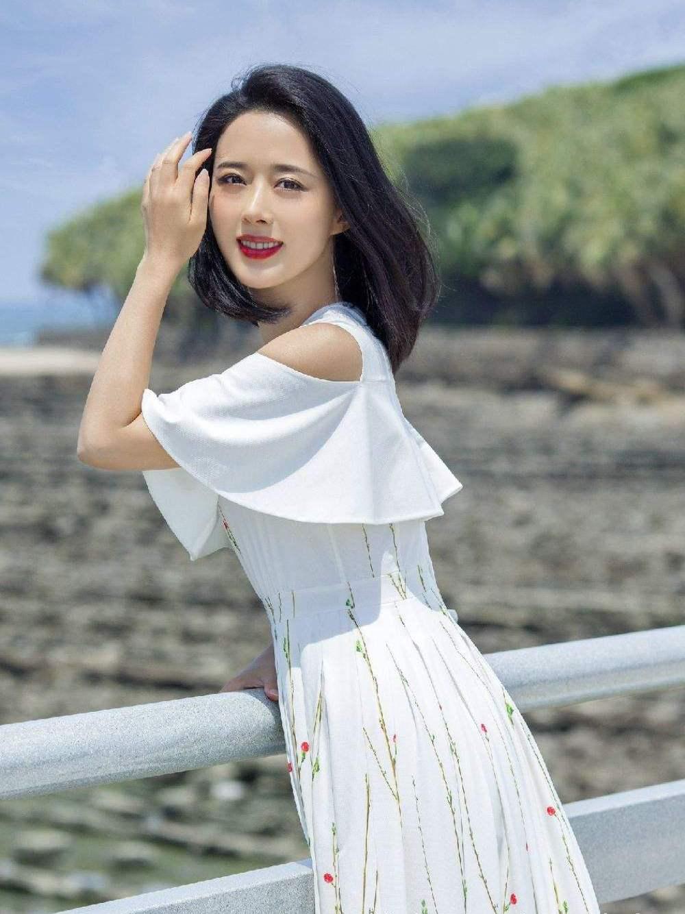 中年女士拍照,怎么拍自然有气质,10点拍照建议送给你