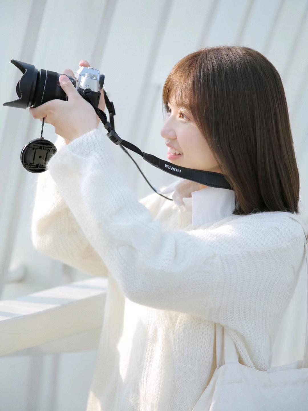 路边、蓝天下拍人像,这些摄影技巧,教你拍一眼心动的人像照片