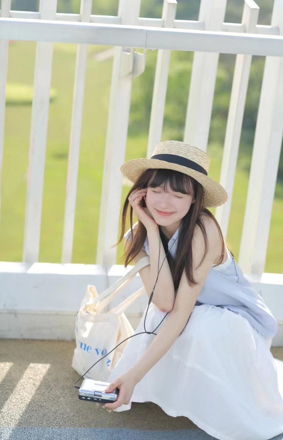 路边、蓝天下拍人像,这些摄影技巧,教你拍一眼心动的人像照片