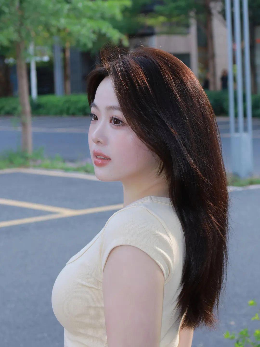 肉肉女生拍照,几个小技巧,拍照自信大方,漂漂亮亮,显瘦显身材