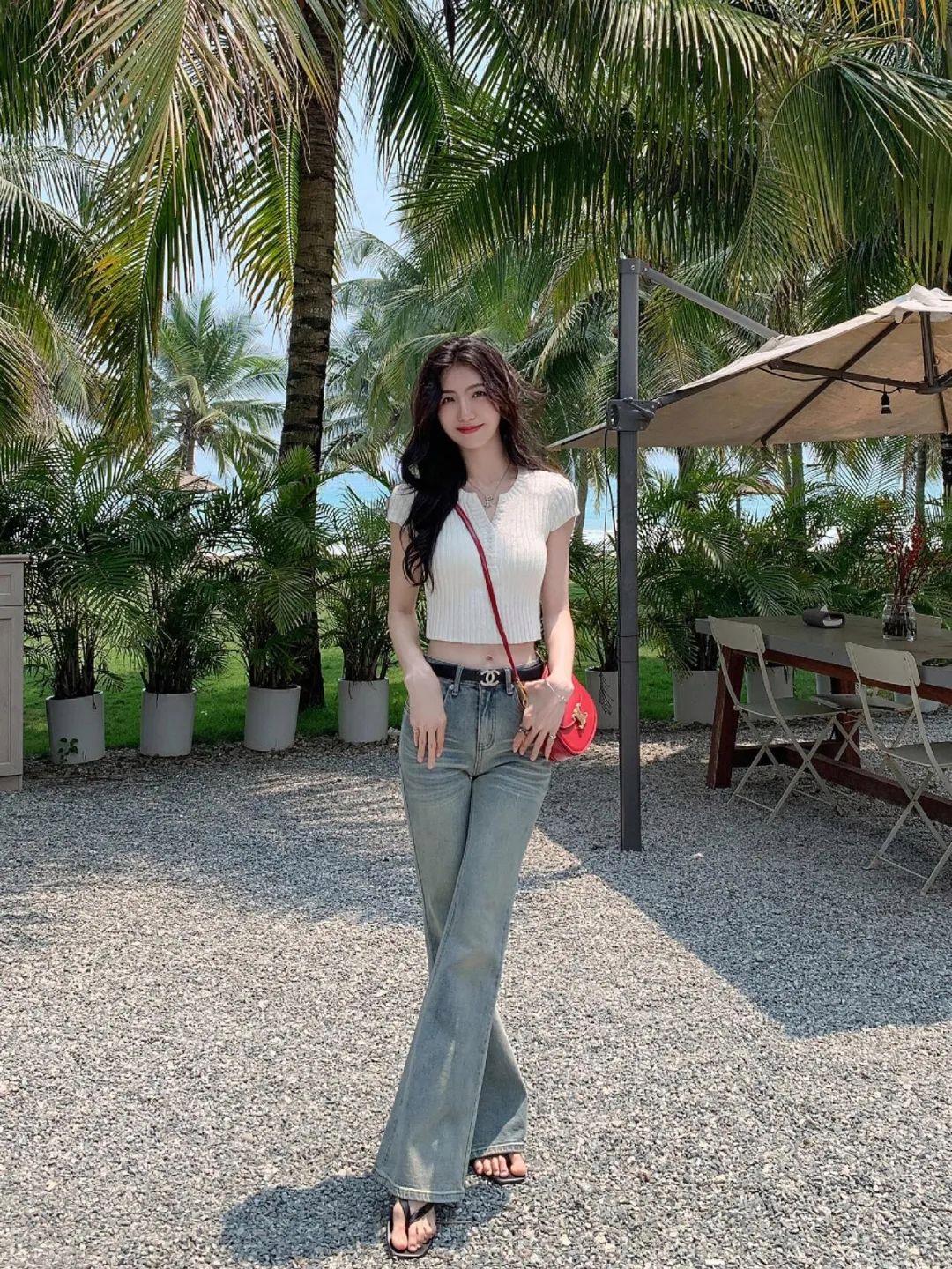 牛仔裤拍照,10个姿势,修身显瘦又好看,拍出气质好身材