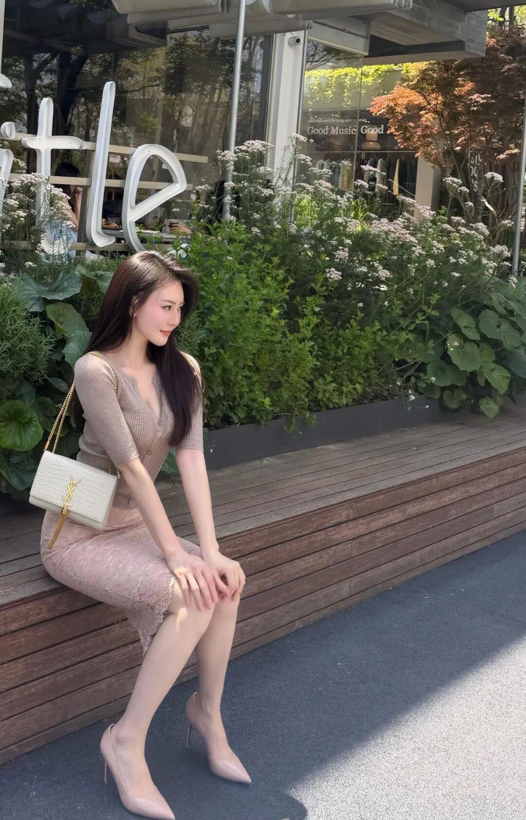 户外拍照,试试这样拍,上镜好看,松弛出片很漂亮